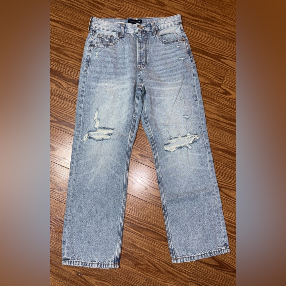 Women’s High Rise Baggy Distressed Jeans, 6 short